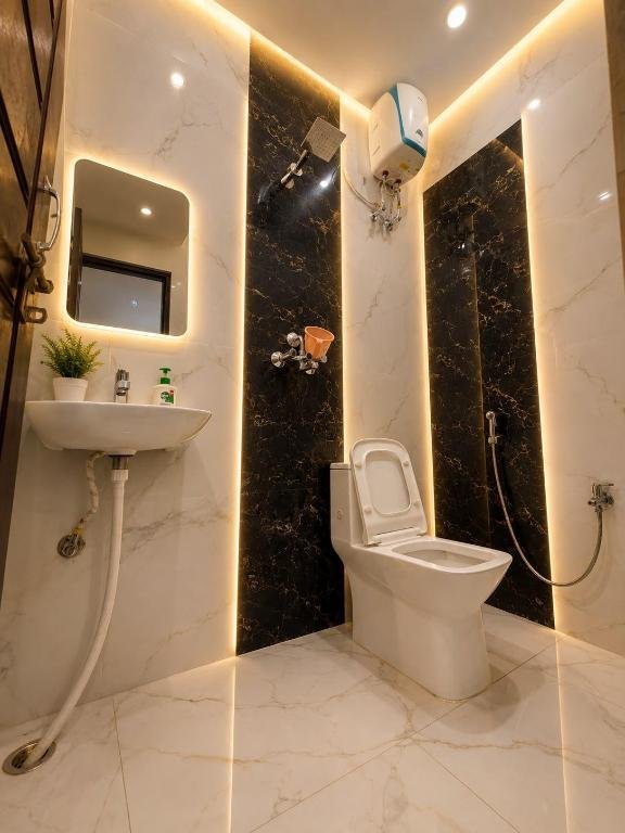 Deluxe Suite view 6